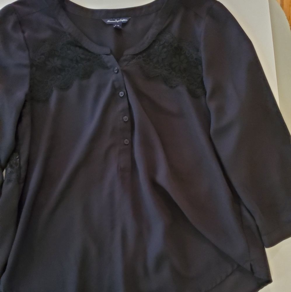 American Eagle Women's Blouse Medium